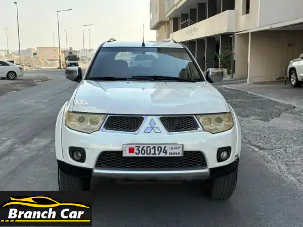 mitsubishi pajero sport 4/3.5 model 2009 full automatic foglamps, gps, rear camera, bluetooth, ...