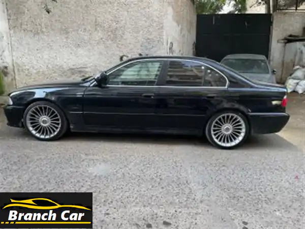 BMW Série 52003E39530 i