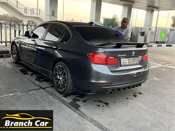 BMW320 i 2012