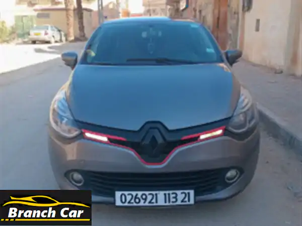 Renault Clio 42013 N 2 ESSENCE