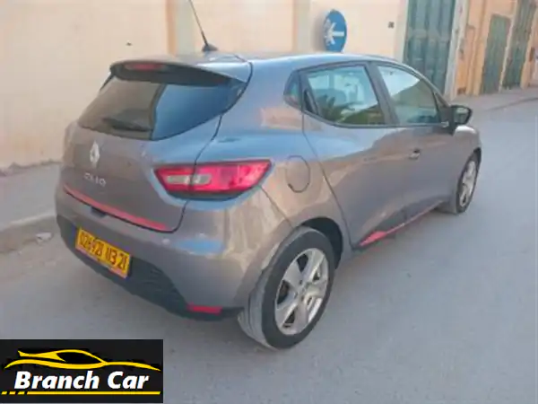 Renault Clio 42013 N 2 ESSENCE