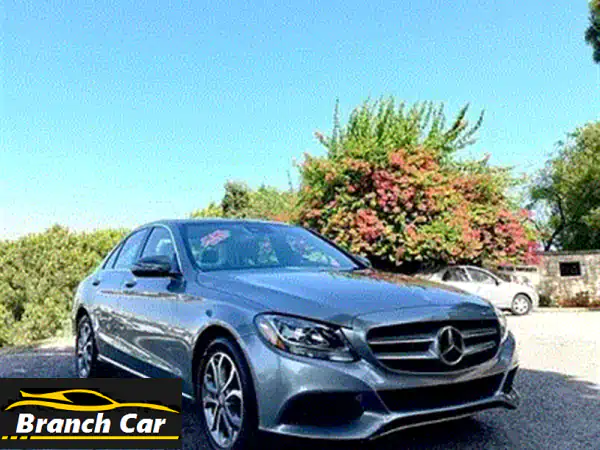 MercedesBenz CClass 300 model 2016 clean car fax 4