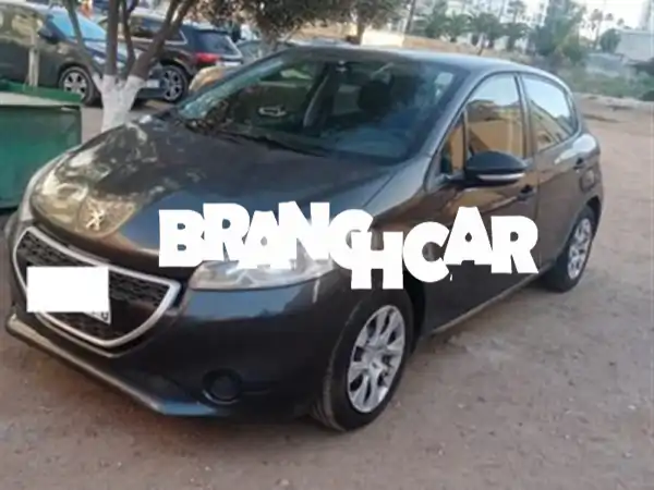 Peugeot 208 Essence 2015 à Casablanca