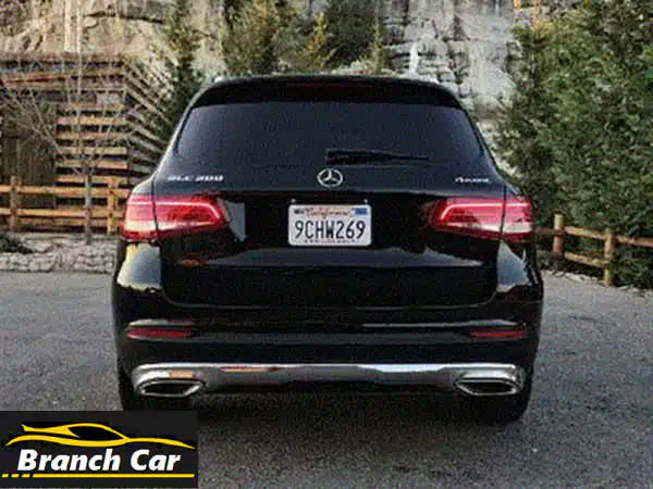 MercedesBenz GLCClass 2018 CLEAN CARFAX LOW MILAGE