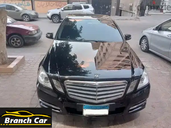 Mercedes E2502011