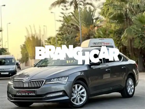 Skoda Superb Style BVA Diesel 2022 - 50000km - حالة ممتازة - صلالة الجديدة