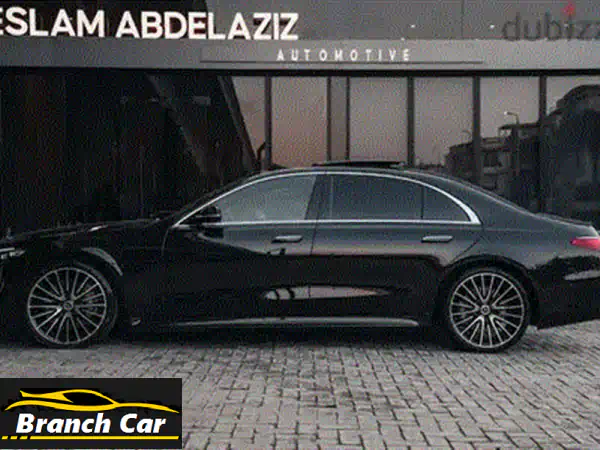 مرسيدس بنز S500 2021 - بحالة ممتازة! 2500 كم فقط!