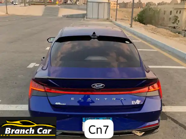 متاح جميع أنواع السيارات أل suv والسيدان بجميع...