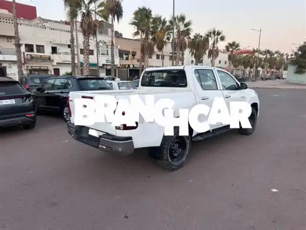 Toyota Hilux double cabine 3 amra