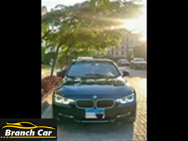 BMW 320i 2016 فابريكا (سقف أصلي) - رفاهية وأداء متميز...