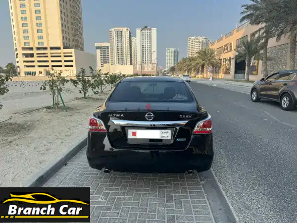 نيسان ألتيما 2014 SV سوداء: مالك واحد، صيانة...