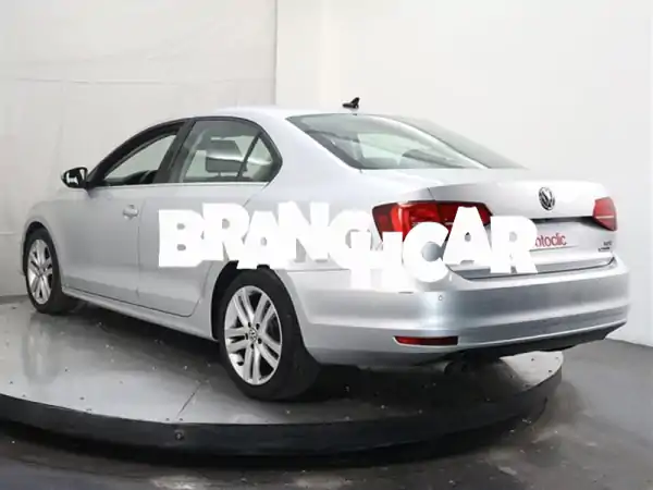 فرصة لا تعوض! فولكس فاجن جيتا 2020 TDI Highline White Edition | أوتوماتيك | 40 ألف كم | بحالة الوكالة من المالك الأول | أوتوكليك