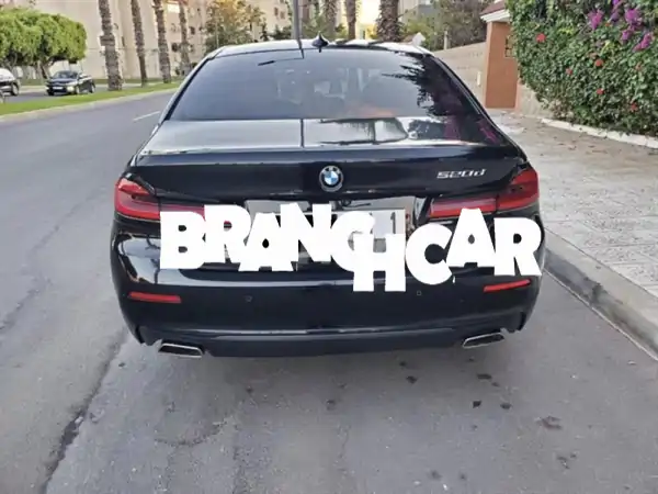 امتلك الفخامة: BMW الفئة الخامسة 520d 2021 ديزل | أوتوماتيك...
