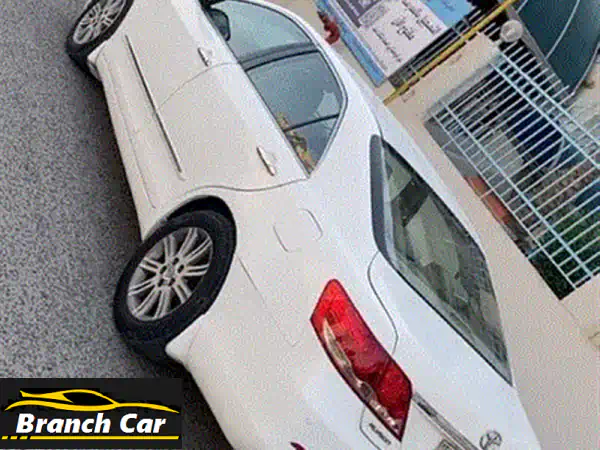 فورد اكسبلورر 2008 أبيض للبيع | صبغ وكالة، محرك جير مكيف ممتاز | تأمين ساري وبطارية جديدة – جاهزة للانطلاق!