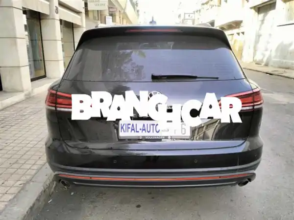امتلك الفخامة والقوة: فولكس فاجن طوارق 2023 ديزل (مالك أول، فحص 150 نقطة) | KIFAL AUTO الدار البيضاء