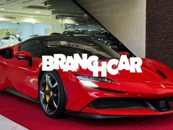 فيراري SF90 سبايدر الأسطورية: 3000 كم فقط | ضمان المصنع | تمويل متاح | الرباط