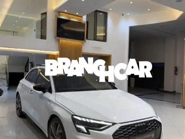 امتلك الفخامة والعملية: أودي A3 S-Line 35 TDI موديل 2021...
