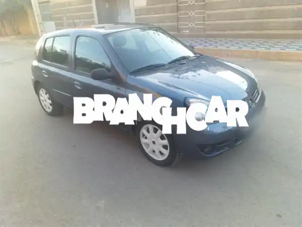 فرصة لا تعوض! 🚗 رينو كليو كامبوس 2009 بنزين - يد أولى - كاملة المواصفات في وجدة