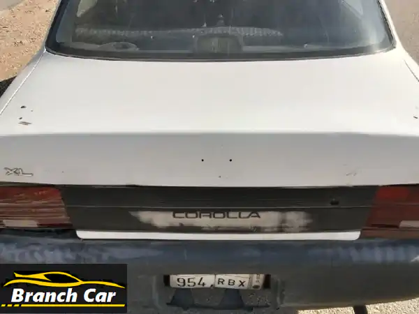 تويوتا كورولا 1995 للبيع بـ 3000 | كفرات وبطارية جديدة | فقط صيانة مكيف!