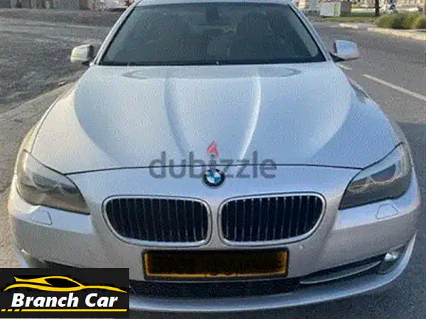 BMW 520i 2014 رمادي: الفخامة والأداء ينتظرانك! (عرض خاص)