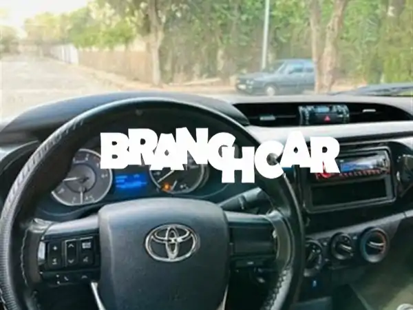 تويوتا هايلكس 2016