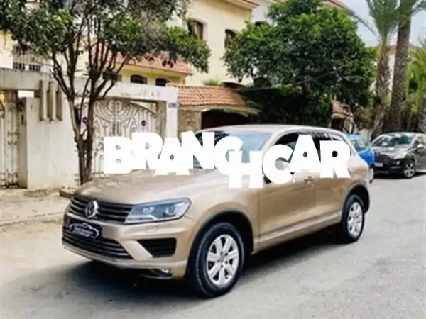 فرصة ذهبية! فولكس فاجن طوارق V6 TDI 2016 للبيع بالمغرب...
