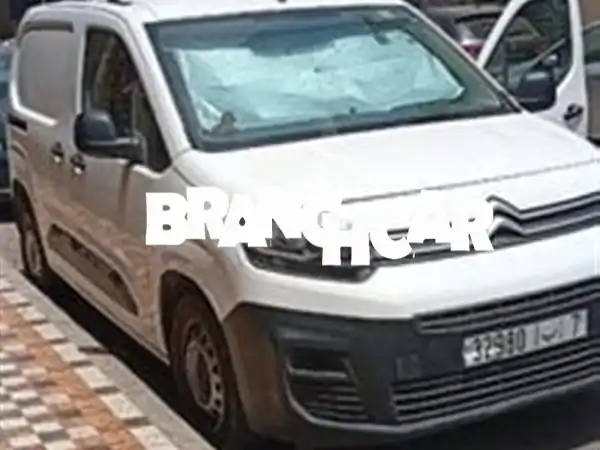 فرصة: سيتروين بيرلينجو ديزل 2021 للبيع بالدار البيضاء...