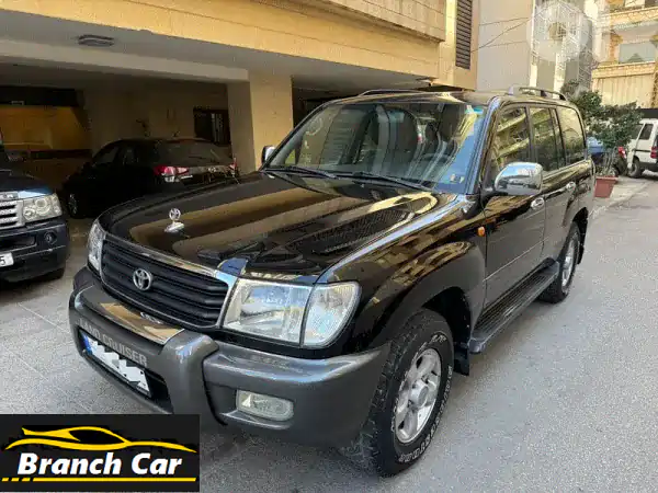 تويوتا لاندكروزر 1998 V8 أسود: أسطورة الدفع الرباعي...