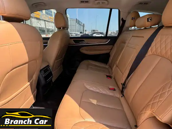 MG RX8 2020 أسود - 7 مقاعد، دفع رباعي، مواصفات كاملة! فرصة لا تُفوت.