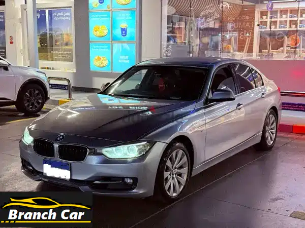 BMW 318 2018 فئة لاكشري (فضي) | حالة ممتازة، كوتش جديد،...