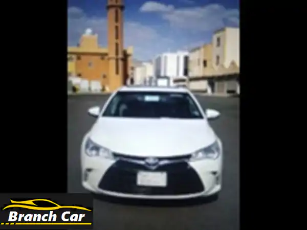 تويوتا كامري للبيع في جدة: سيارتك الموثوقة بأداء استثنائي وجاهزية تامة!