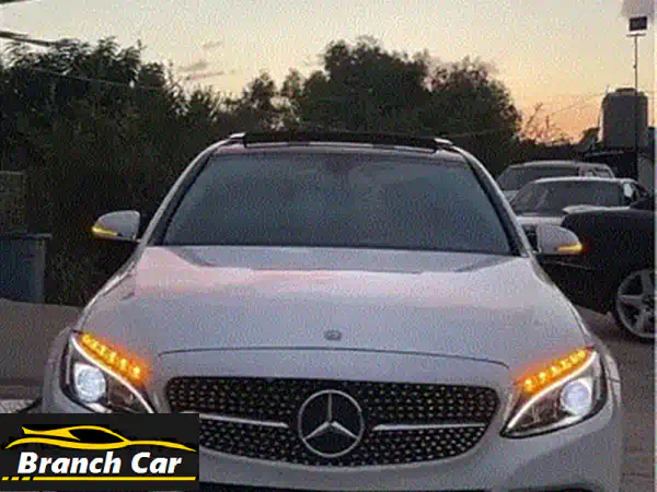 للبيع: مرسيدس-بنز C-Class 2017 أبيض | كارفاكس نظيف |...