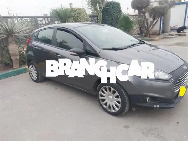 فورد فييستا ديزل 2016: رفيقك الاقتصادي (142 ألف كم) | يدوي، مكيفة، بسعر لا يُقاوم!