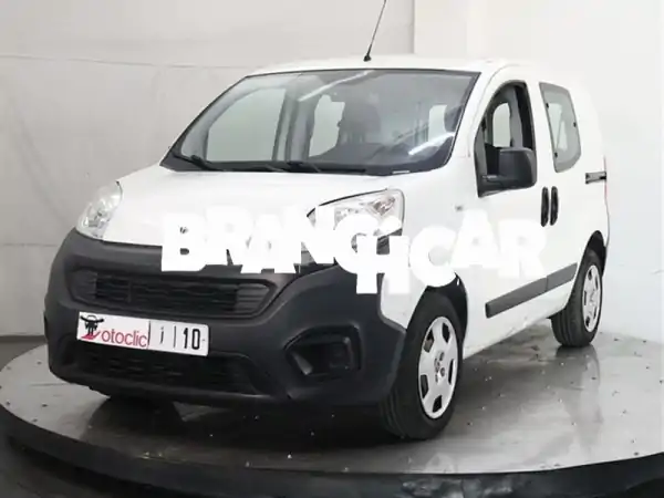 فيات فيورينو كومبي 2021 بحالة المصنع | 65,000 كم | بسعر...