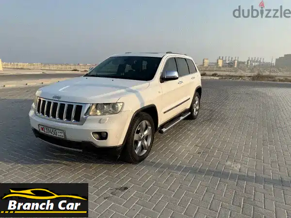 جيب جراند شيروكي 2013 رمادي للبيع: قوة، فخامة،...