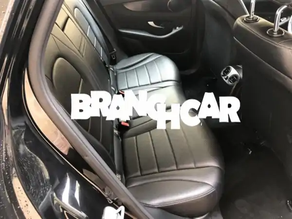 مرسيدس GLC220 ديزل 2017 4MATIC | فخامة وأداء، أول يد بحالة ممتازة!