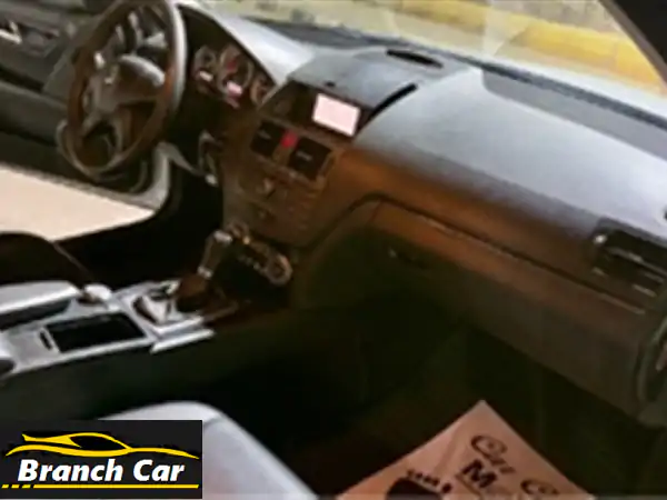 مرسيدس C180 موديل 2010: فابريكا بالكامل، صيانات توكيل، من المالك مباشرة | لا تفوتها!