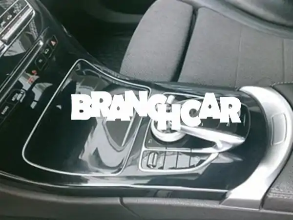 مرسيدس C220 ديزل 2016 أوتوماتيك: فخامة مرسيدس وكفاءة لا تضاهى (170 ألف كم) للبيع