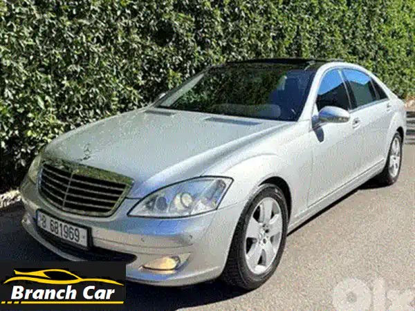 مرسيدس بنز E350 W212 | موديل 2013 AMG Look 2015 | فخامة سوداء فل أوبشن بحالة الوكالة - جاهزة للانطلاق!