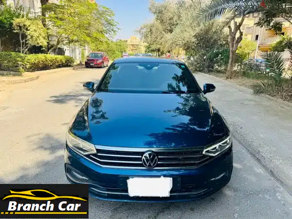 فولكس فاجن باسات 2021 كومفورت هايلاين (أزرق كحلي):...