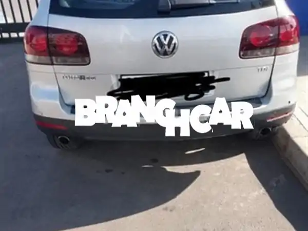 🔥 فولكس فاجن طوارق R5 ديزل 2009: قوة، فخامة،...