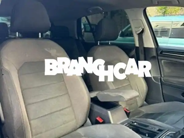 فرصة ذهبية: فولكس فاجن غولف 7.5 هاي لاين 2021 للبيع - 87 ألف كم فقط!