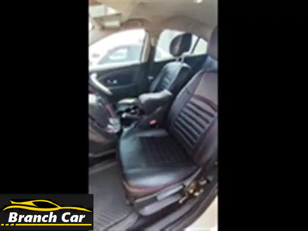 رينو فلوانس 2012: أعلى فئة، فابريكة داخلي، موفرة للبنزين، وجاهزة للانطلاق! لا تفوتك الفرصة!