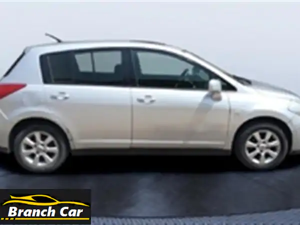 نيسان تيدا 2011 للبيع بشيراتون: فرصتك لامتلاك سيارة عملية واقتصادية!