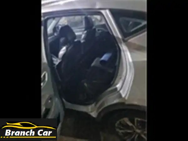 MG ZS 2021: رائحة الجديد حتى صيانة الـ 100 ألف! امتلك سيارتك بأعلى تجهيزات السلامة والرفاهية.