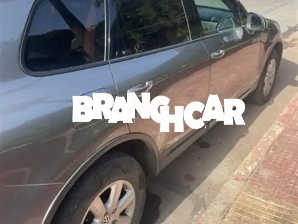 فولكس فاجن طوارق ديزل 2013 أوتوماتيك: قوة، فخامة،...