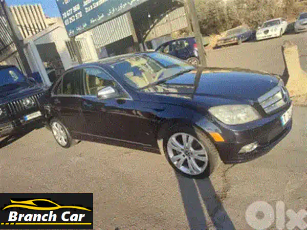 مرسيدس C300 2009 AMG Look: فخامة C-Class بنظافة استثنائية وجاهزية تامة!