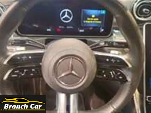 مرسيدس C200 2023 حمراء فخمة 4Matic | بانوراما، 27 ألف كم فقط | متوفرة بمصر مع إمكانية الاستيراد