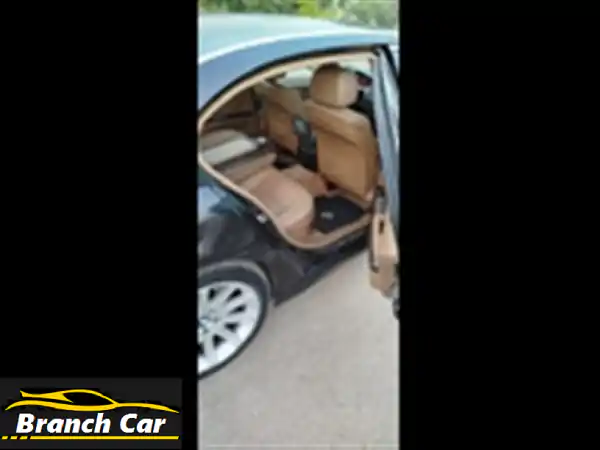 فرصة ذهبية: BMW 740i 2007 فابريكا بالكامل - صيانة شاملة ورخصة سنتين!