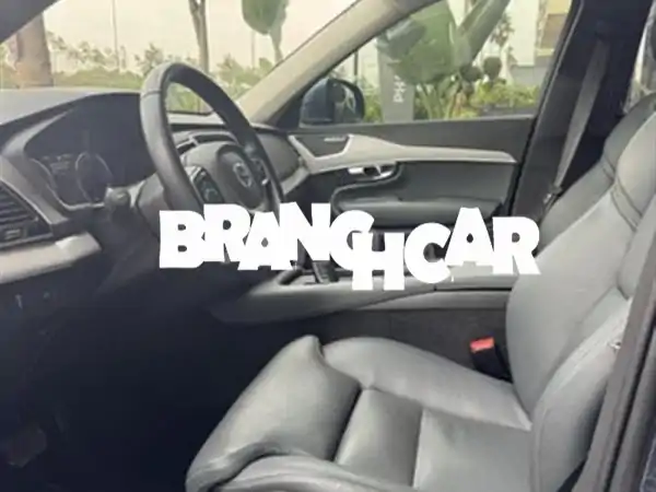 فولفو XC90 B5n 2021 ديزل أوتوماتيك: فخامة، أمان، صيانة وكالة في الدار البيضاء!